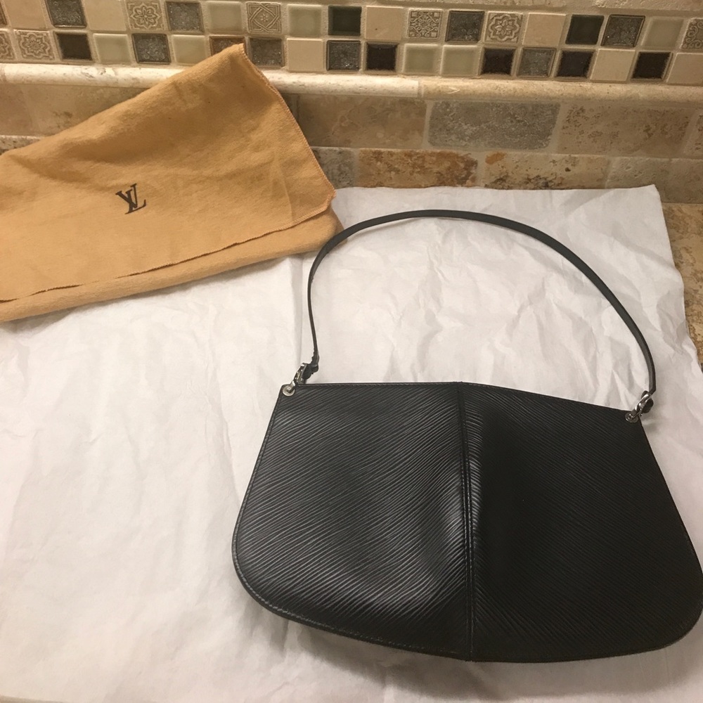 Louis Vuitton Authentic Evening Handbag